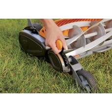 Fiskars StaySharp Max Reel Mower, 18 Inch (362050-1001),Black